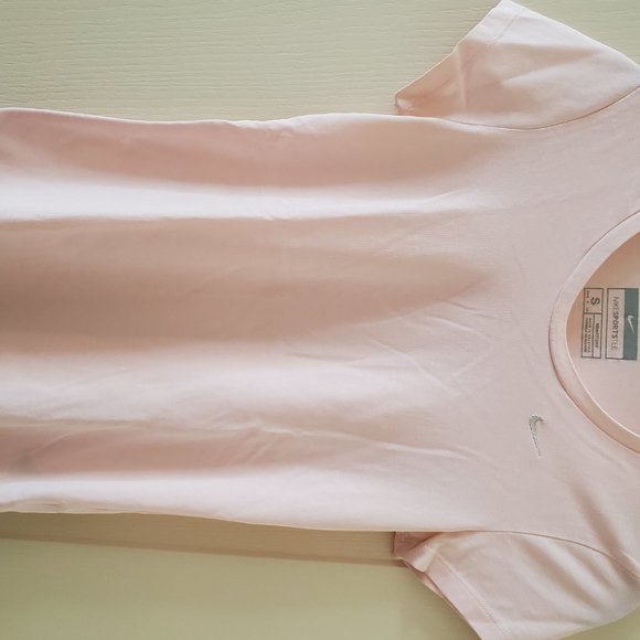 Sport tee, light pink - Picture 2 of 3